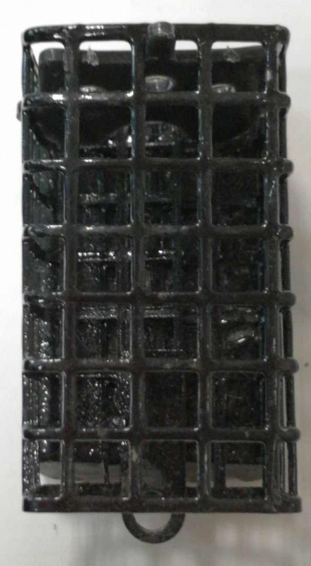 Кормушка "Фидерная с дном" 130 гр. неровный