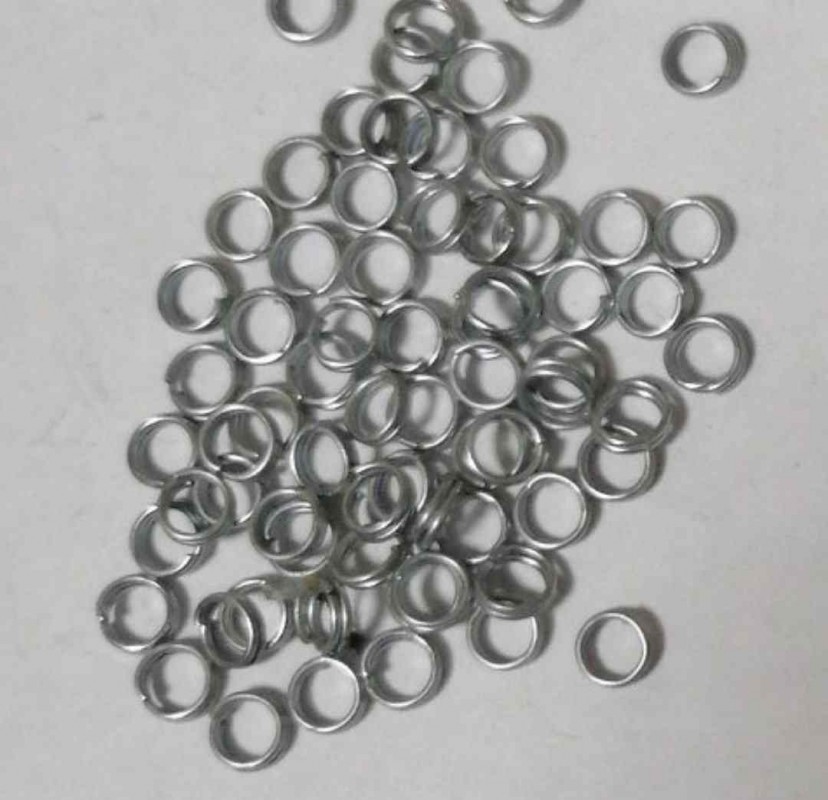 Кольцо заводное d 4 Три Кита