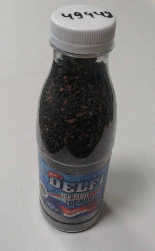 Прикормка зимняя DELFI ICE FISH Tornado (озеро; червь + мотыль, черная, 500 мл)