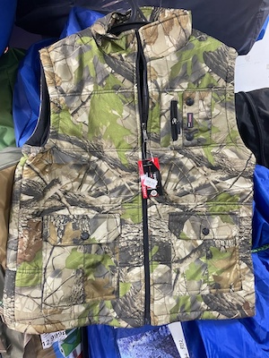 Жилет Спорт черн\листв подклад флис ХХXXL