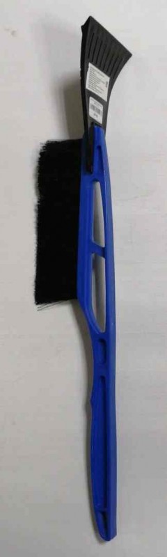 Щетка со скребком для уборки снега CJ-7002