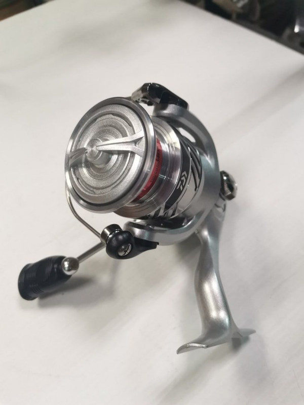 Катушка Daiwa 20 Crossfire LT 3000-C